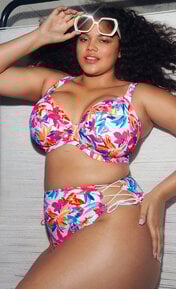 Elomi Savaneta