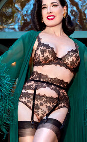 Dita Von Teese Rose Glambition