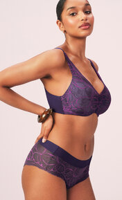 Triumph Body Make-Up Illusion Lace Prussian Blue