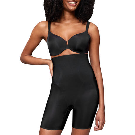2 pieces set TRIUMPH Body Make-Up Illusion Curve Black
