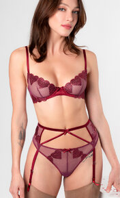 Fleur du Mal Heart