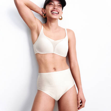 2 pieces set TRIUMPH Shape Smart Ecru White