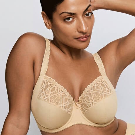 smart & sexy lingerie www-s.mlo.me/upen/vs/2024/202405/20240531/20240531 main image 0