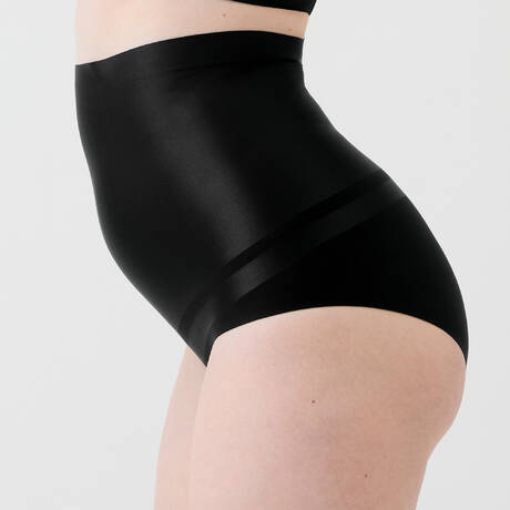 CHANTELLE Shaping extra high-waisted panty Brilliant Shaping Black