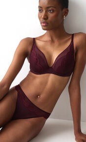 Triumph Comfort Glam