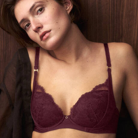 TRIUMPH Lace Padded bra Love In Lace Claret