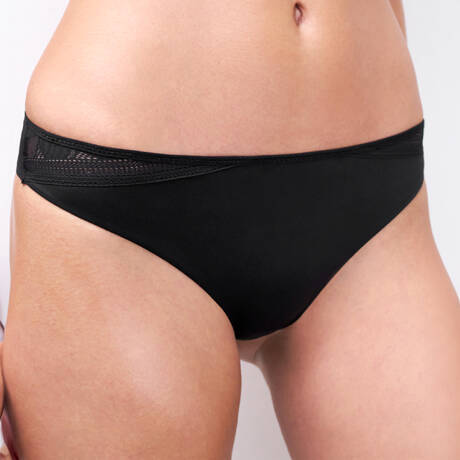 CHANTELLE Tanga en dentelle Easy Feel Osmose Noir